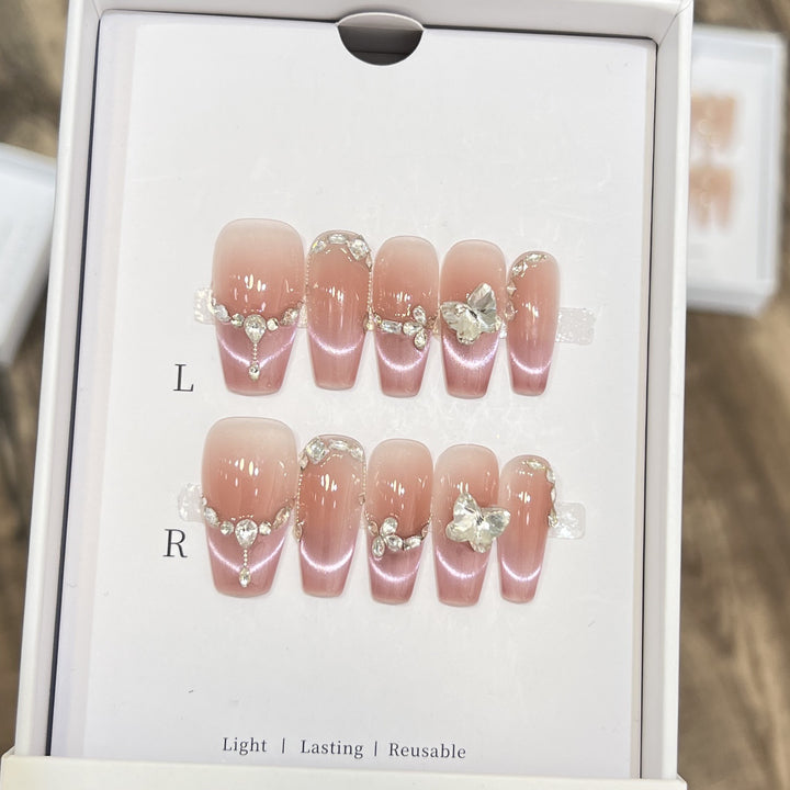 Elegant Reusable Press-On Nail Art Set