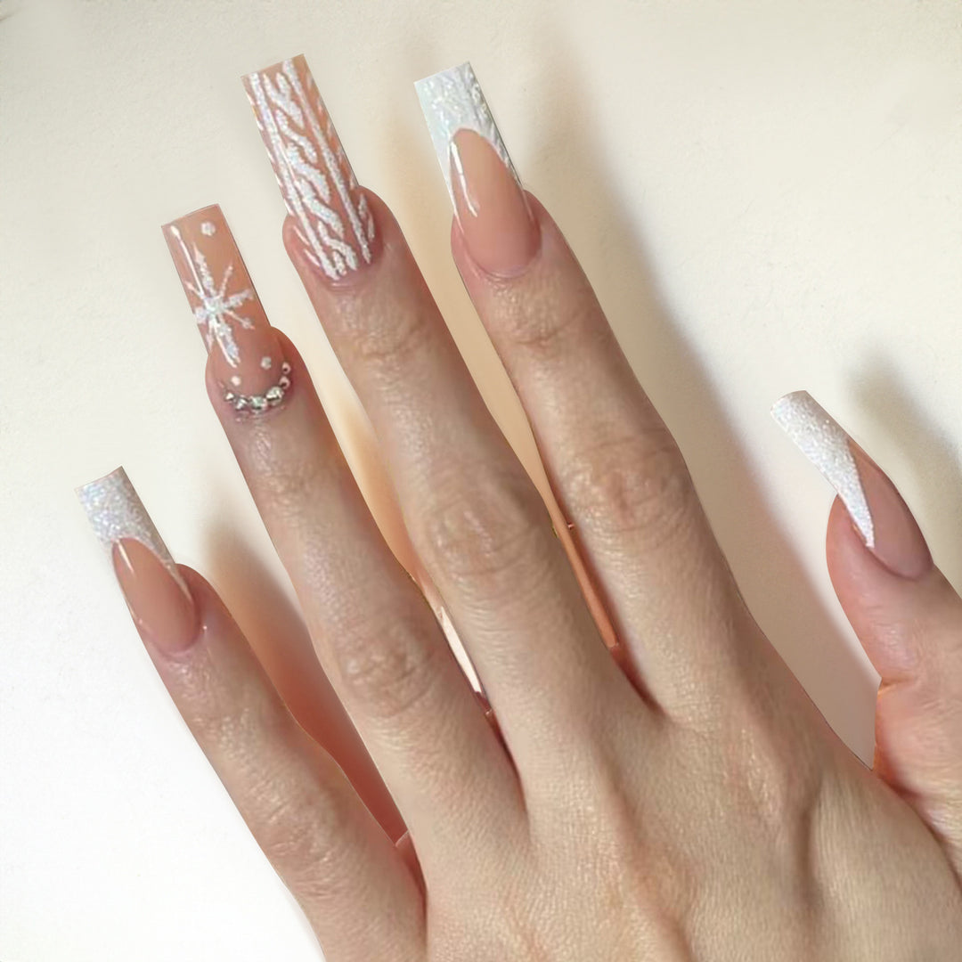 Artificial nail set with festive designs Stornfield