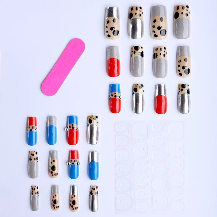 Artificial Nails with Creative Metallic Design Stornfield