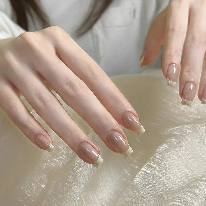 Trendy moon and star design artificial nails Stornfield