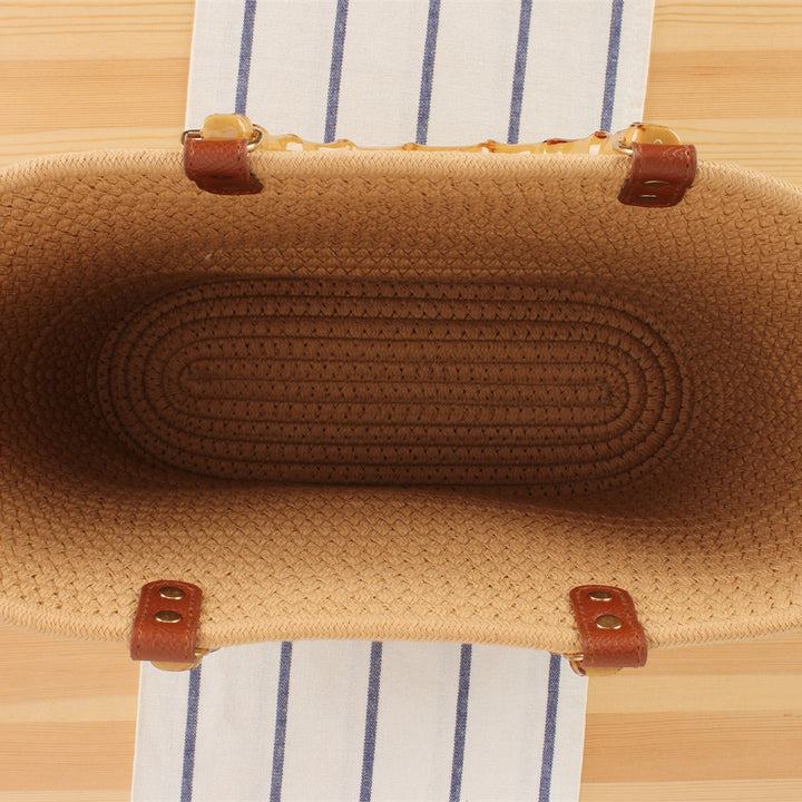 Elegant basket bag with bamboo handles Stornfield