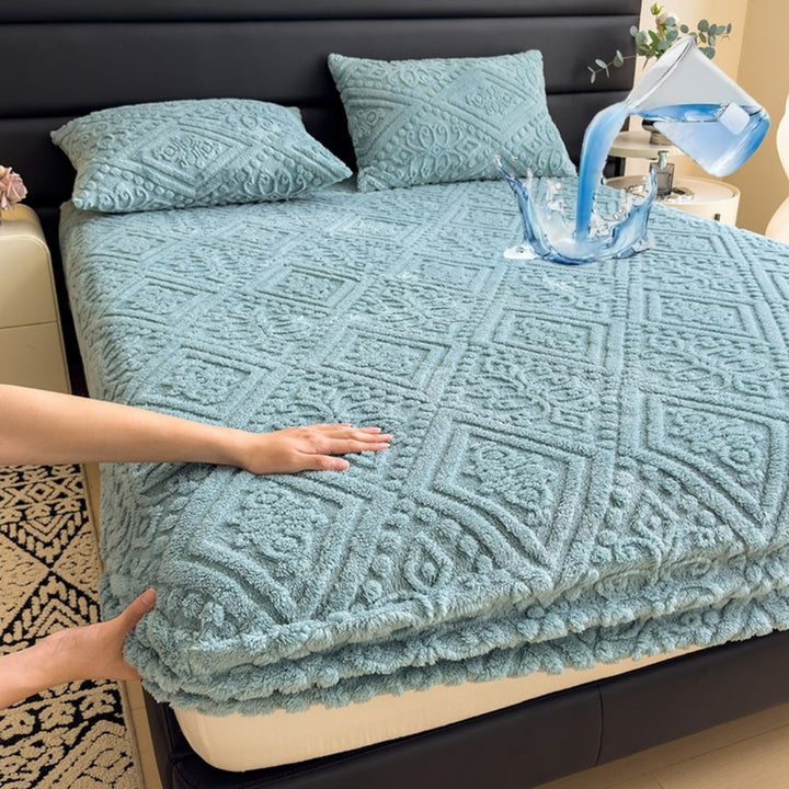 Luxurious Embossed Fleece Bedspread