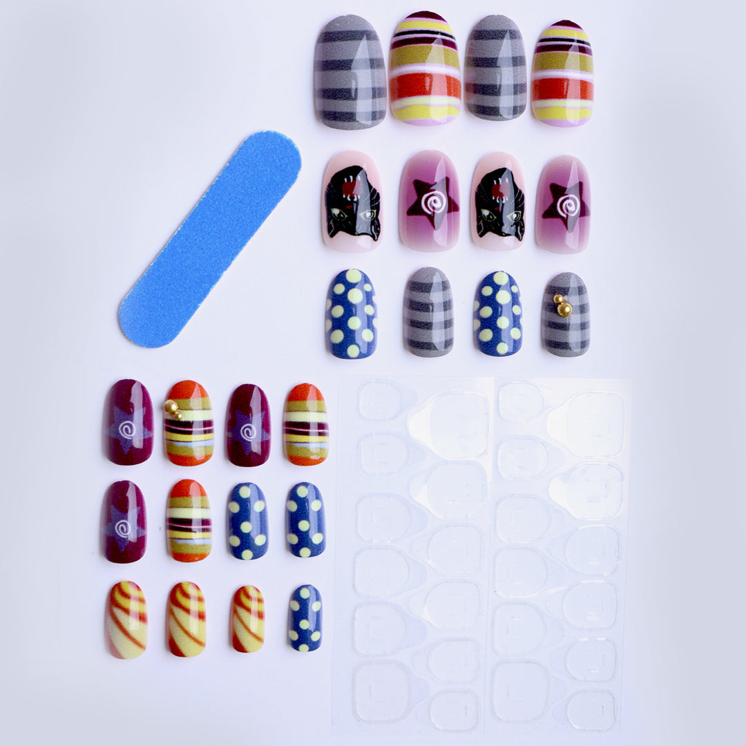 Artificial nails with creative patterns and unique details Stornfield