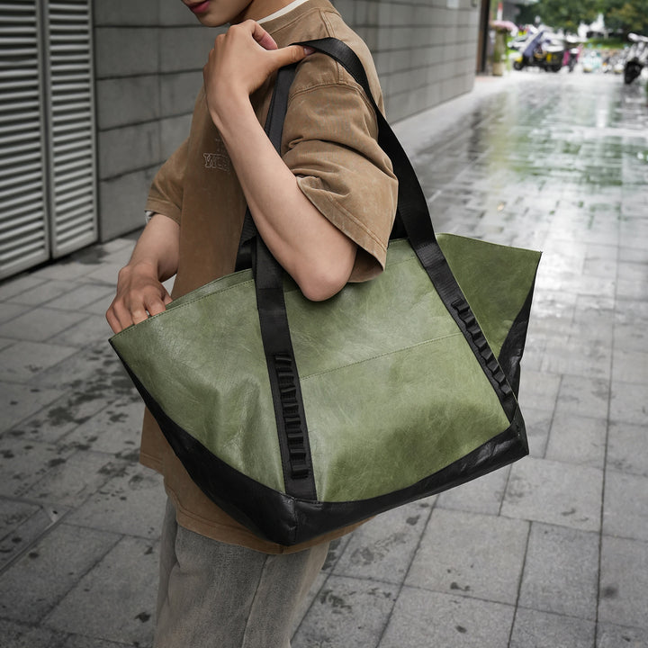 Spacious tote bag made of durable material Stornfield