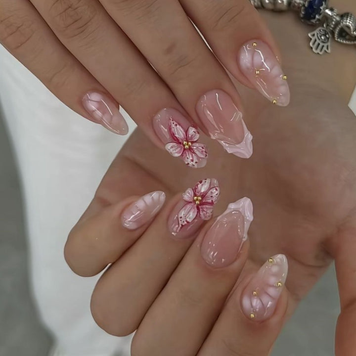 Animal-Inspired Press-On Nail Art Set Stornfield