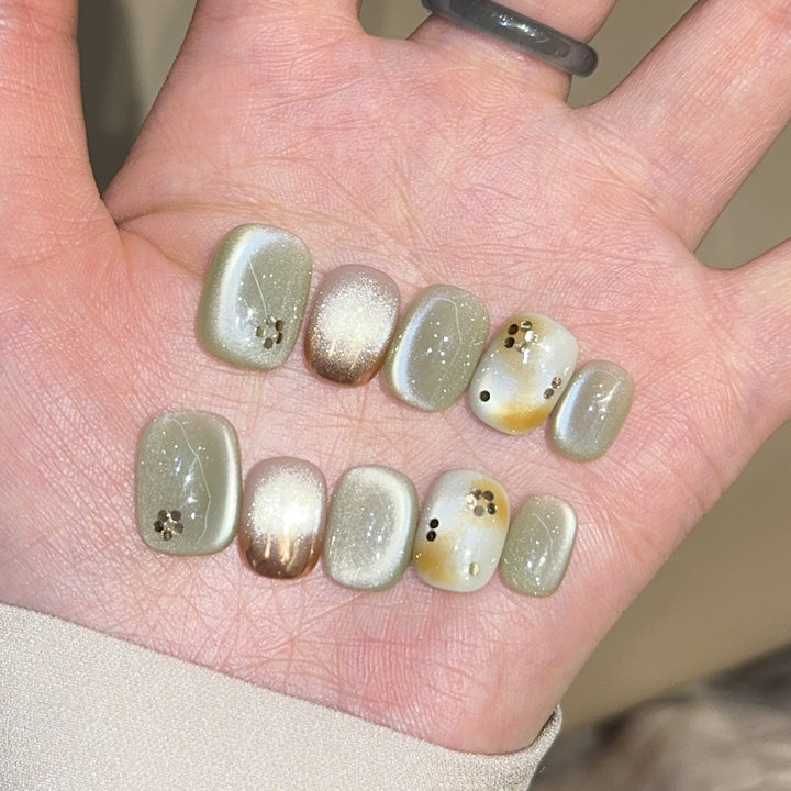 Artificial nails with modern accents Stornfield
