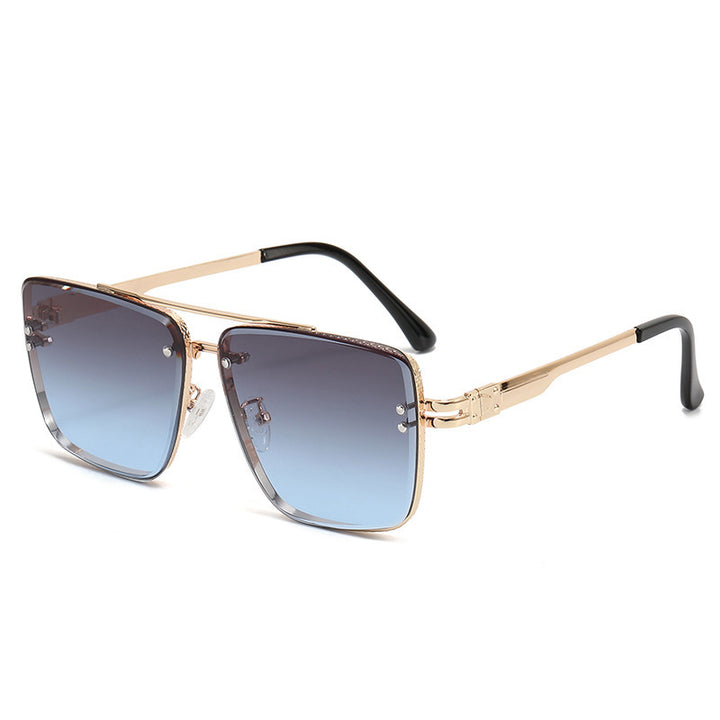 Women Elegant Oversized Sunglasses with Gradient Lenses and Eye-Catching Frame Stornfield