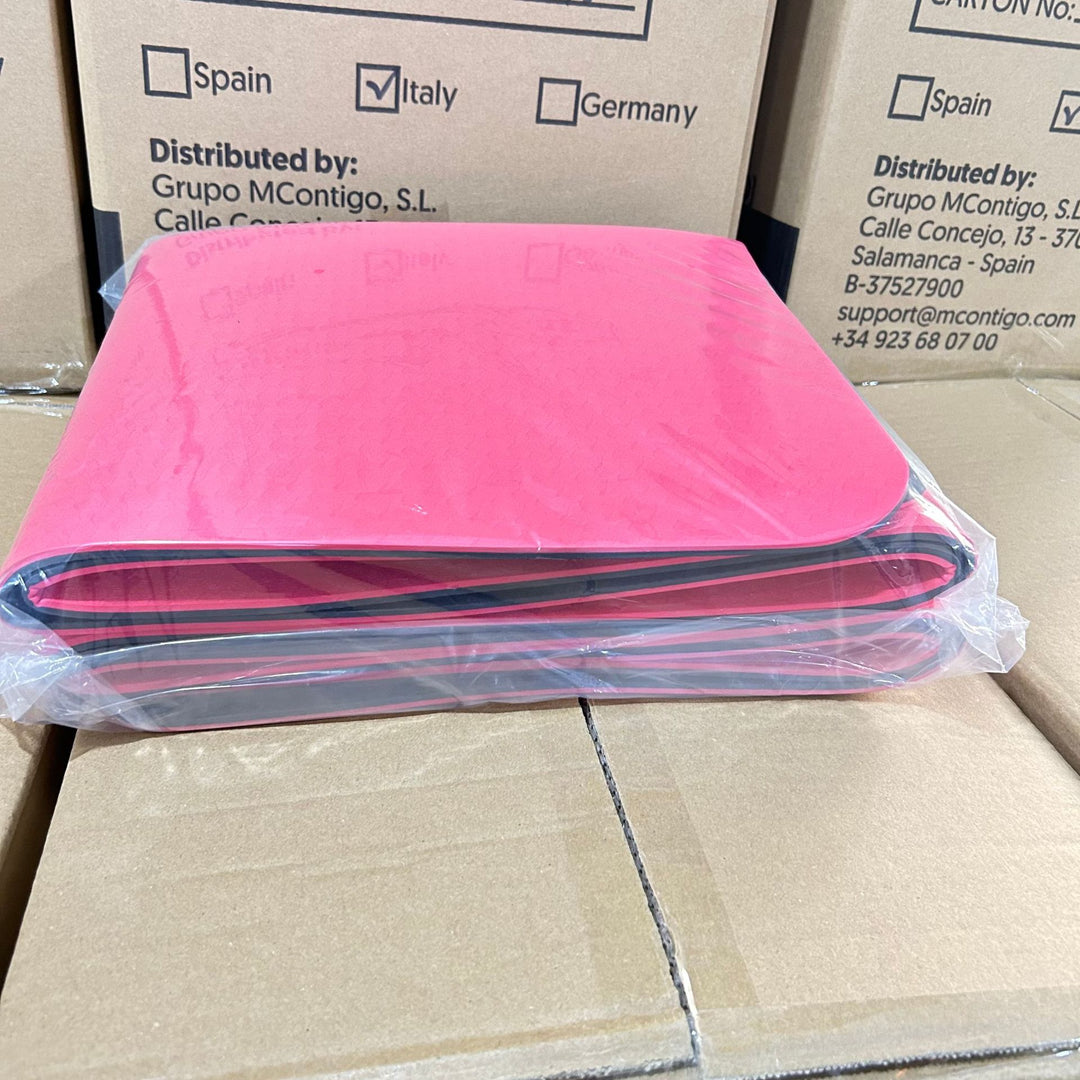 Non-slip training mat with structured design Stornfield