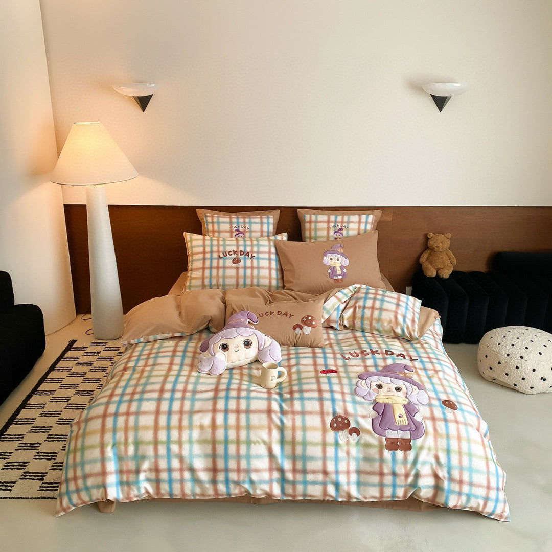 Cartoon Plaid Cotton-Sateen Duvet Cover Set with Character Appliqué & Matching Shams