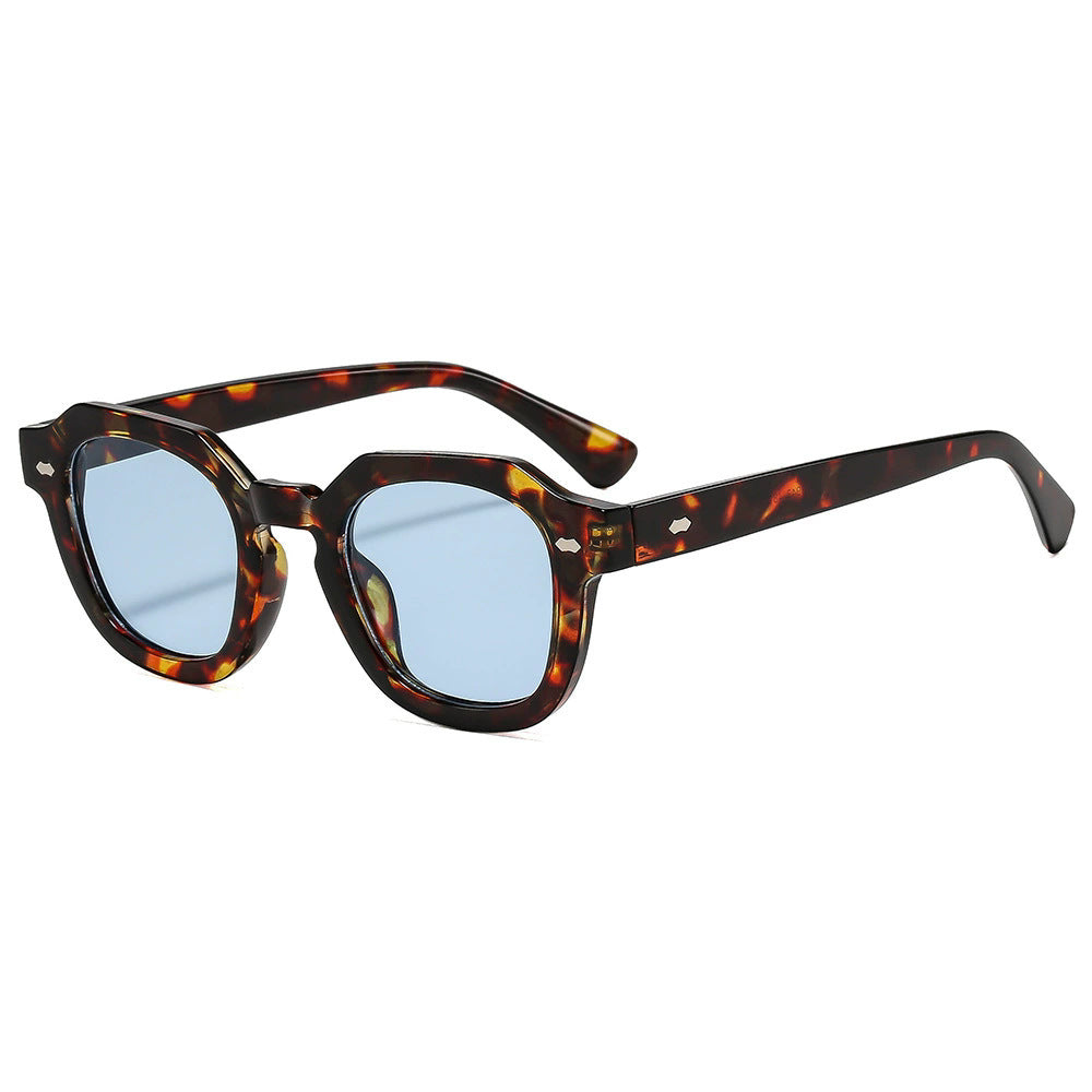 Women's sunglasses in modern design with polarized lenses Stornfield