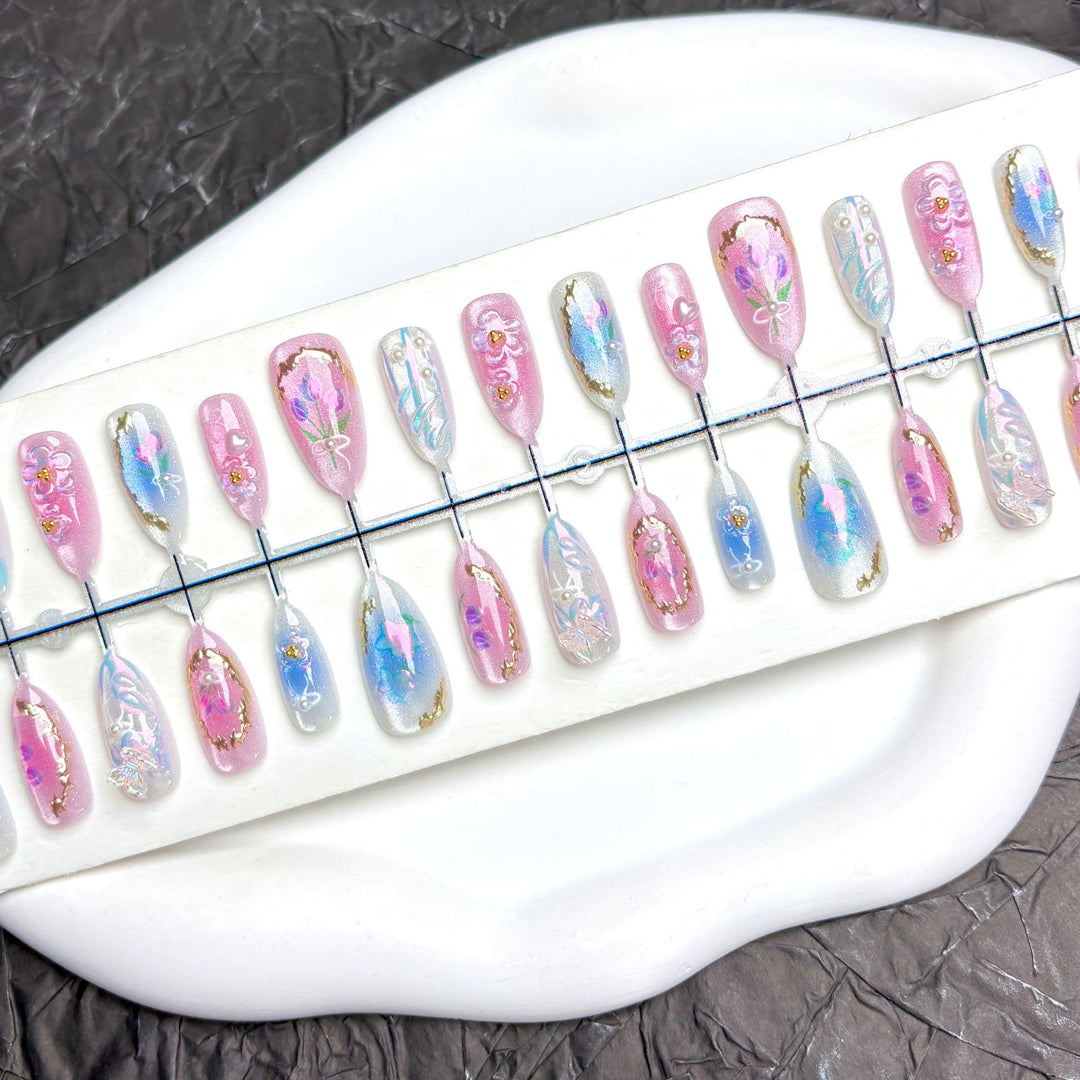 Artistic Floral Nail Art Press-On Set