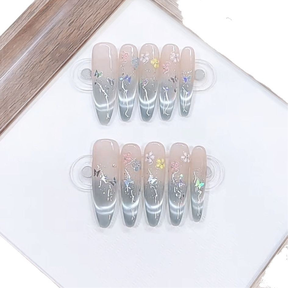Artistic Floral Design Press-On Nail Set Stornfield