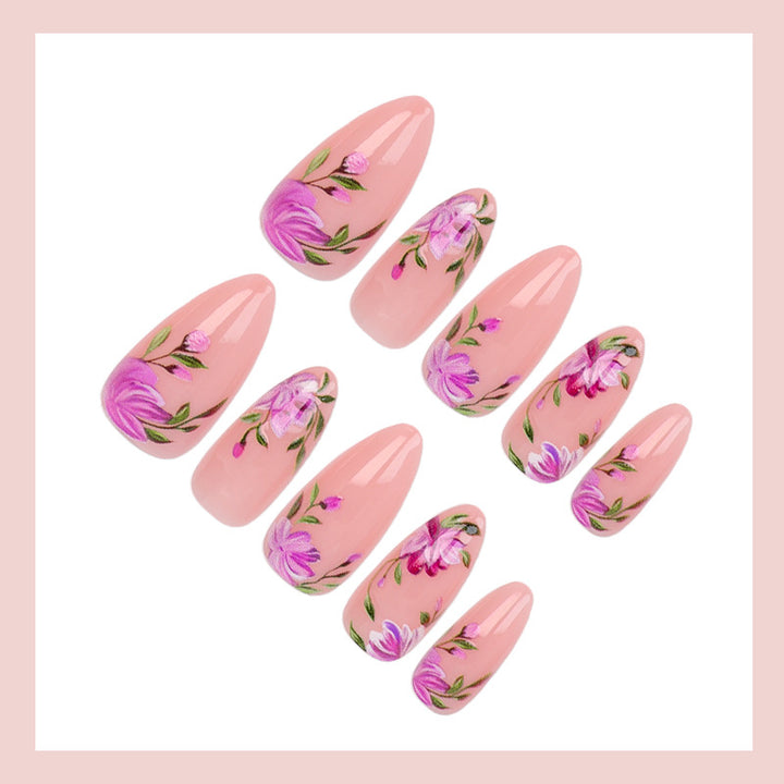 Artificial nail set with stylish floral design Stornfield