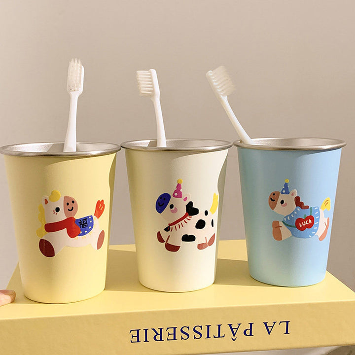 Toothbrush holder with cheerful animal design Stornfield