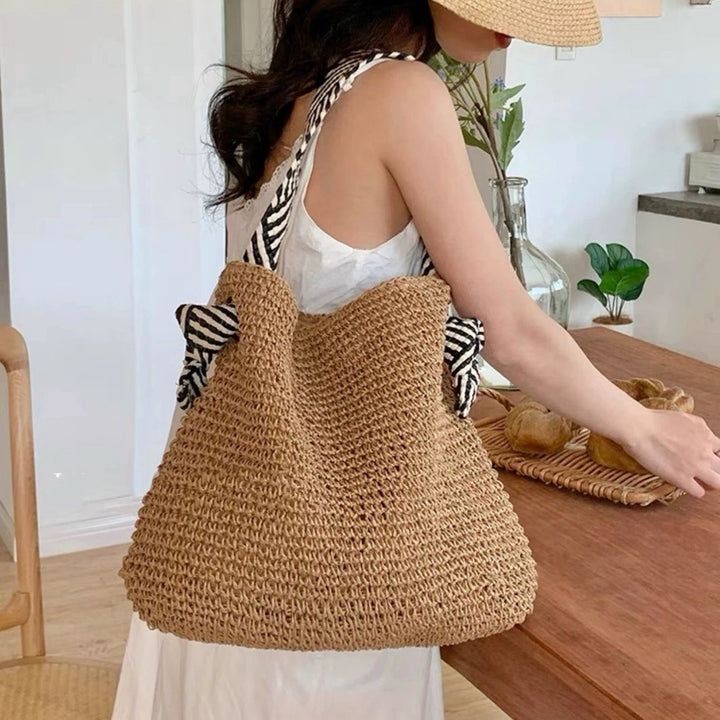 Handcrafted Trendy Straw Bag Stornfield