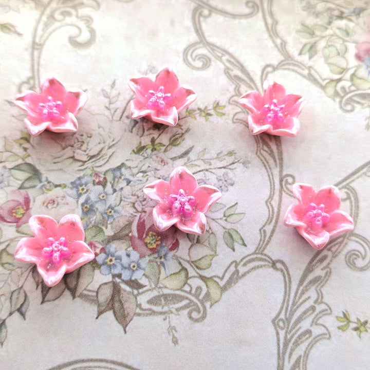 Decorative flower appliqués Stornfield
