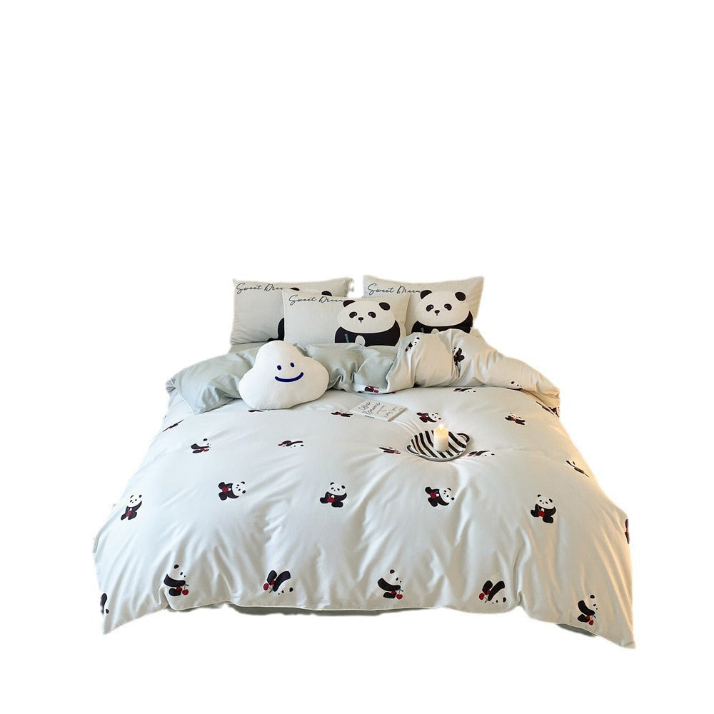 Playful bedding set with lion print made of soft cotton satin and zipper