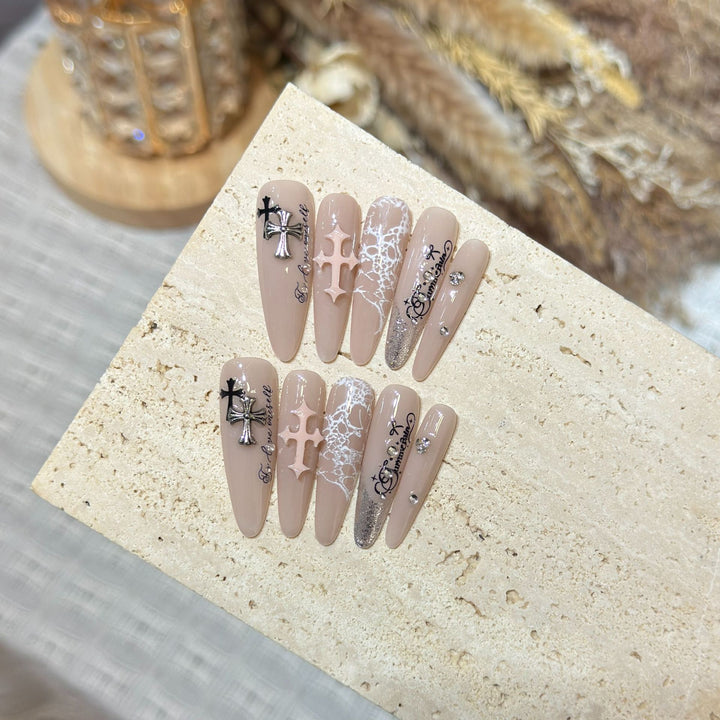 Luxury Gothic Press-On Nail Art Set Stornfield