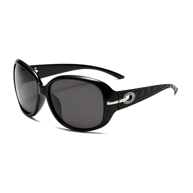 Women Elegant Oversized Sunglasses with Fashionable Pattern Stornfield