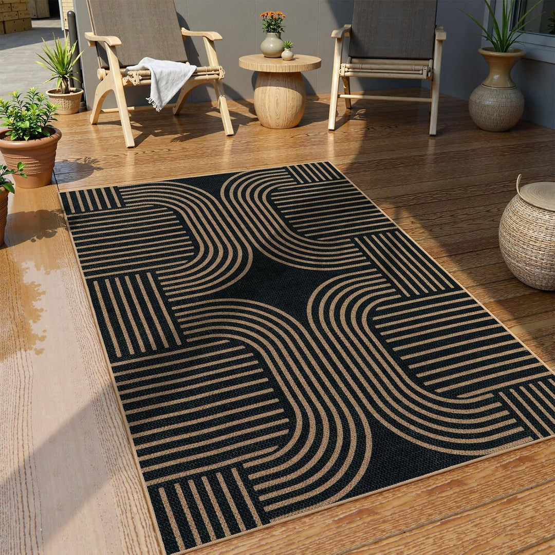 Geometric Patterned Welcome Mat