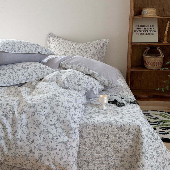 Quilted Cotton Bedding Set with Teddy and Micro Leopard Print