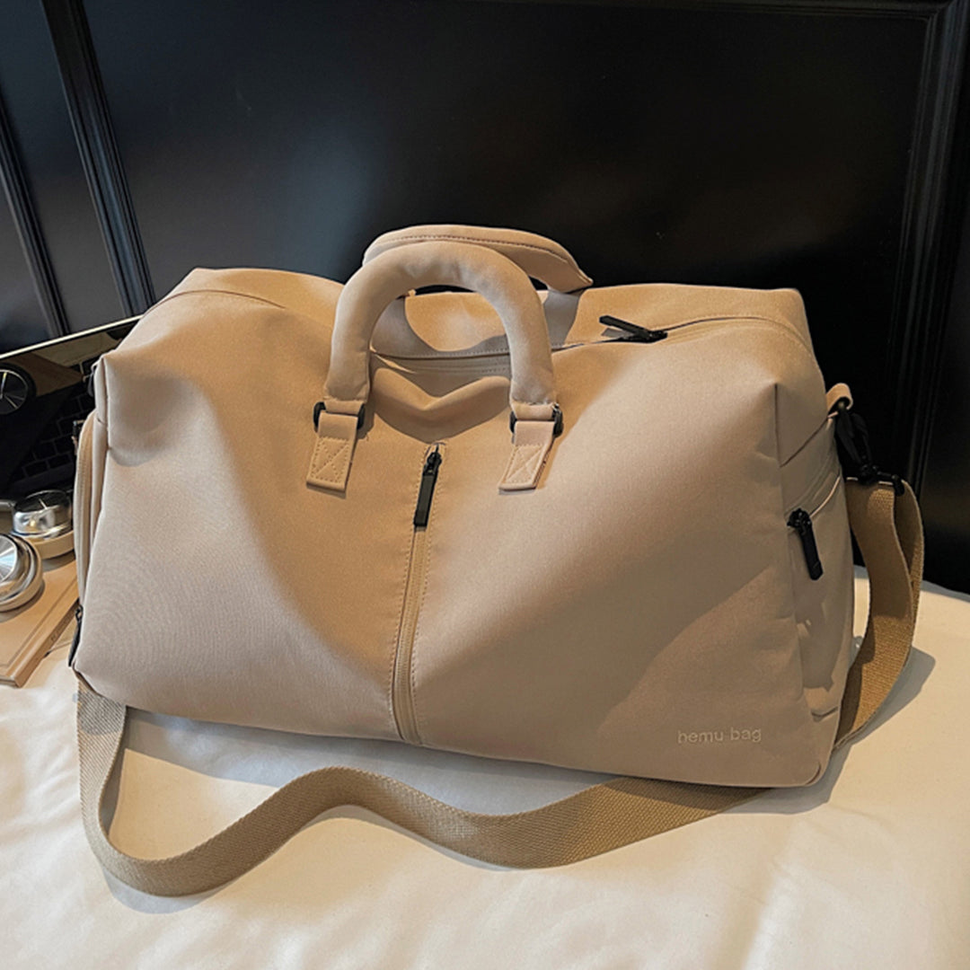 Modern travel bag with versatile carrying options Stornfield