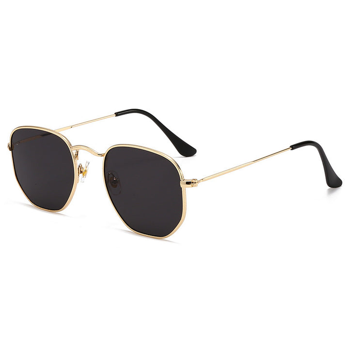 Women Oversized Sunglasses with elegant golden metal frame and solid UV protection Stornfield