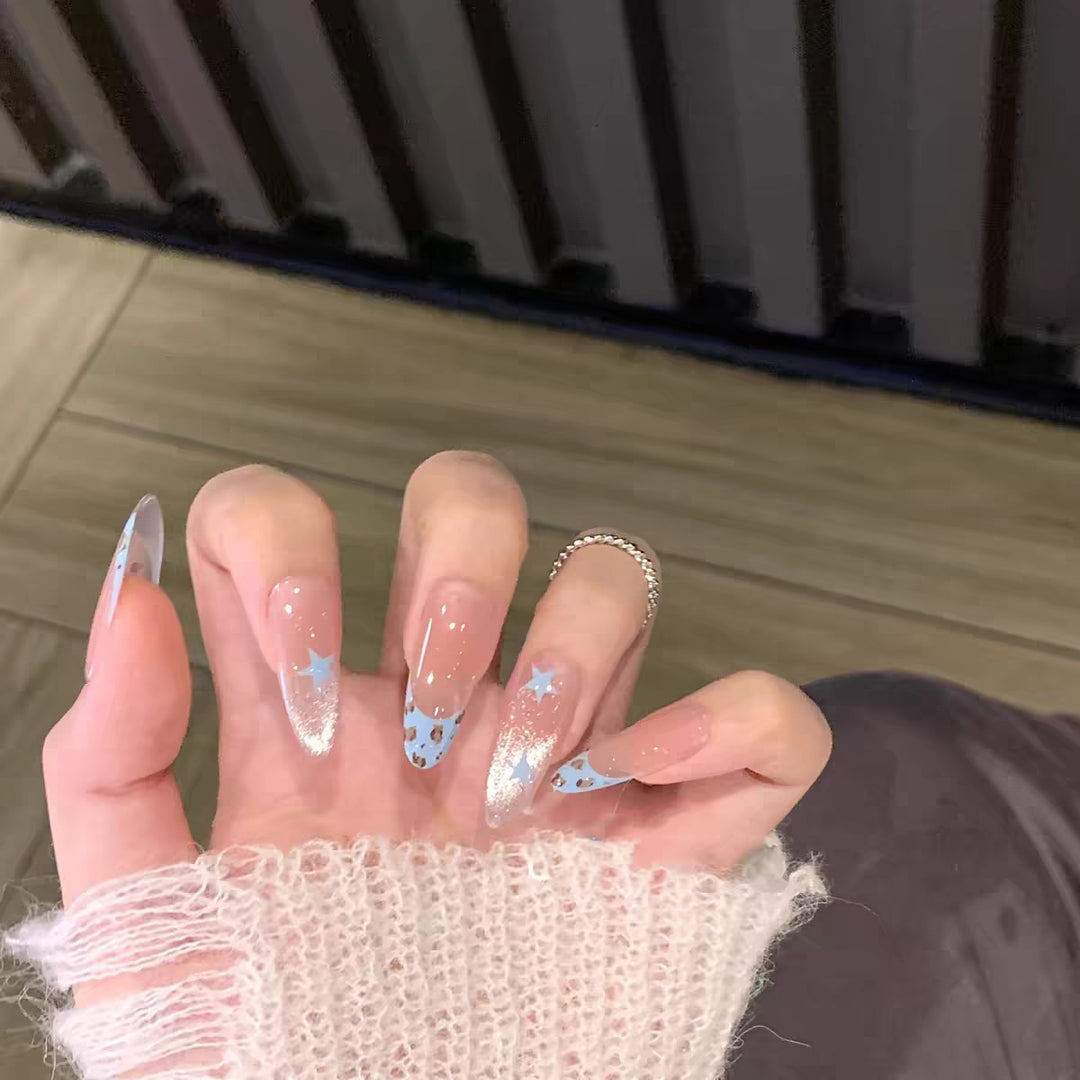 Artistic Floral and Minimalist Press-On Nails Stornfield