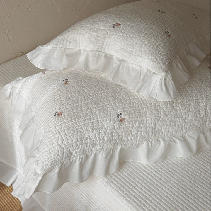 Quilted Ruffled Cotton Bedspread Set