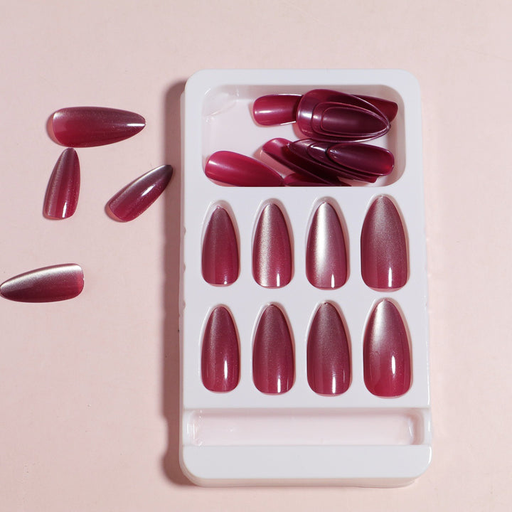Glossy Almond-Shaped Press-On Nail Set Stornfield 1787225031