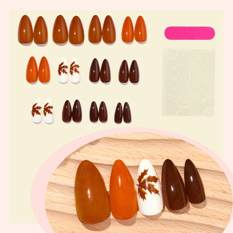 Artificial nail set with autumn leaf designs Stornfield