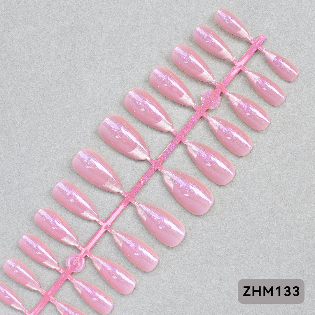 Elegant Press-On Nail Tips Stornfield