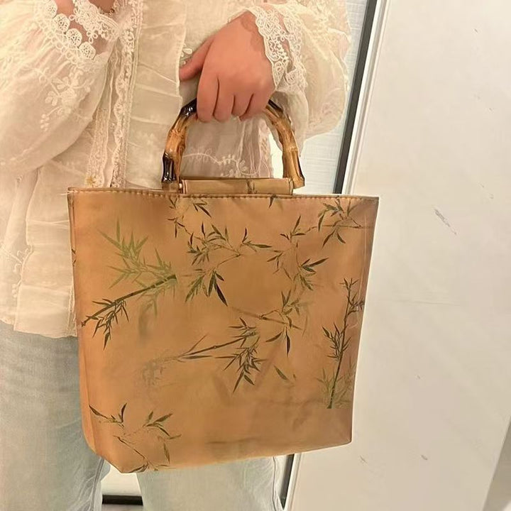 Elegant bag with bamboo handles Stornfield