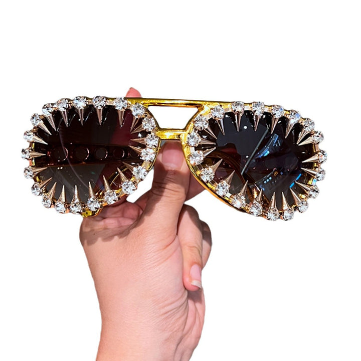 Women's sunglasses in a futuristic design with尖 crystal embellishments Stornfield