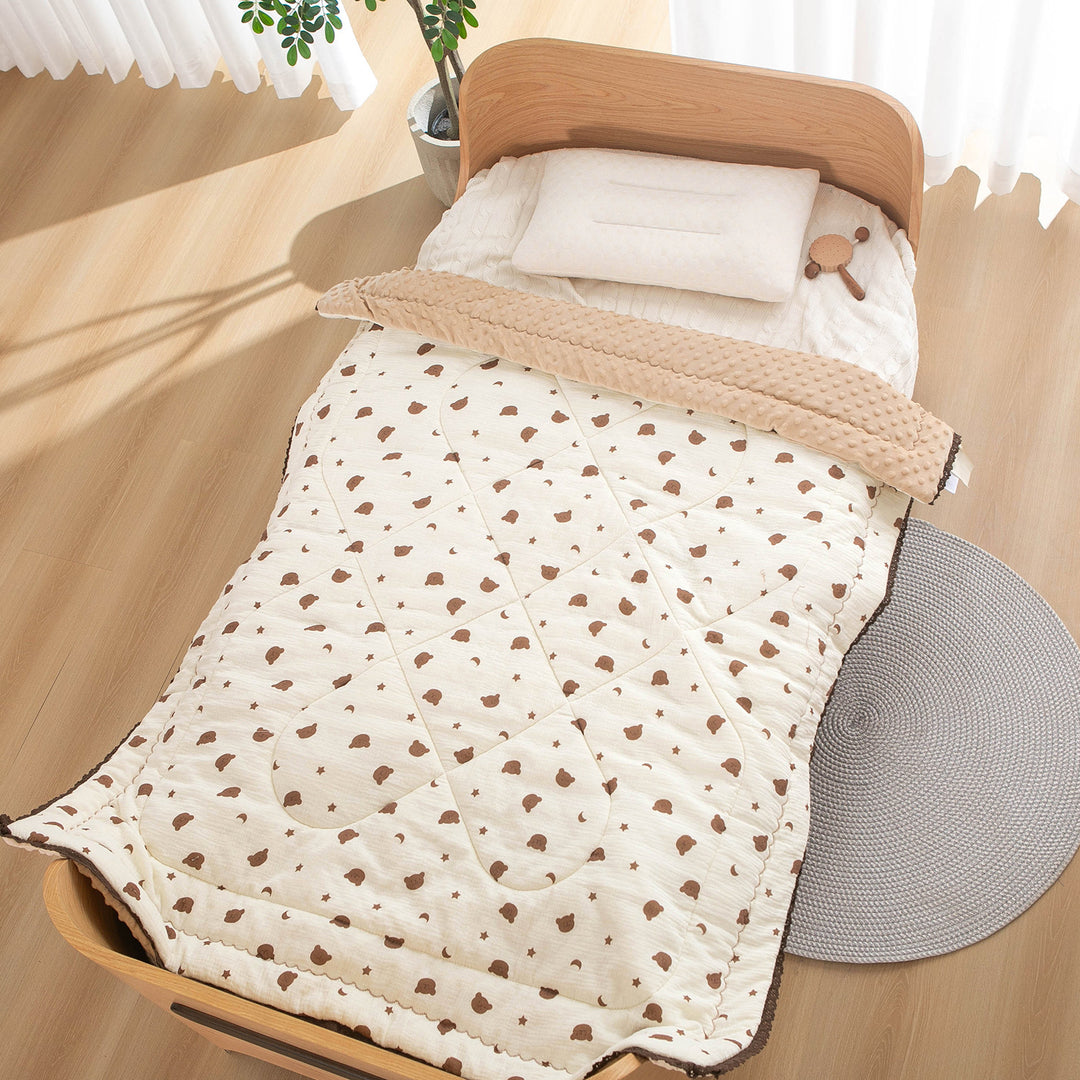 Women’s bedspread with high-quality floral design Stornfield
