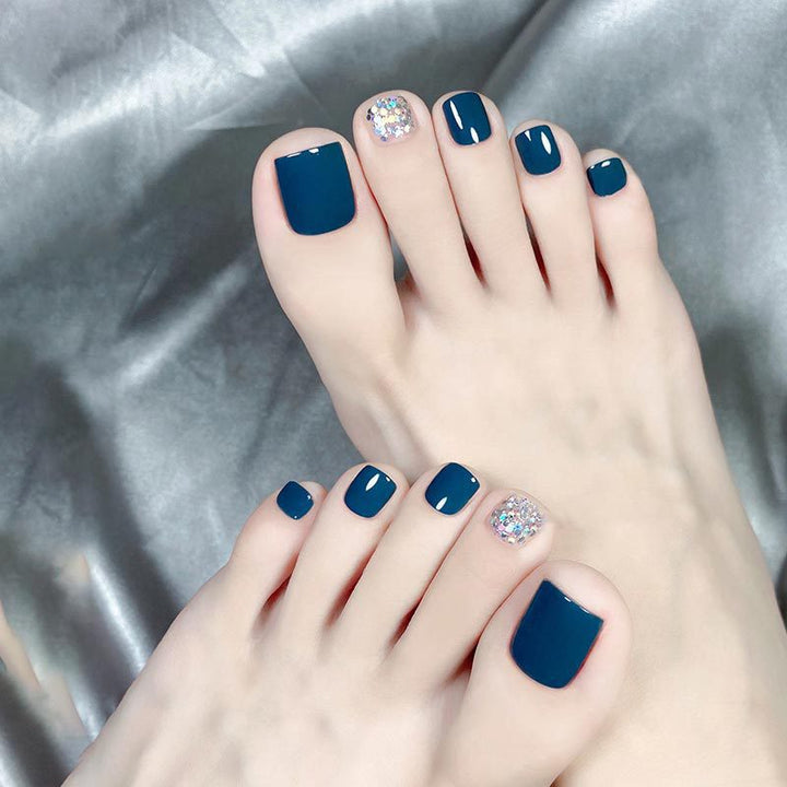 Decorative Crystal-Embellished Press-On Nails Stornfield
