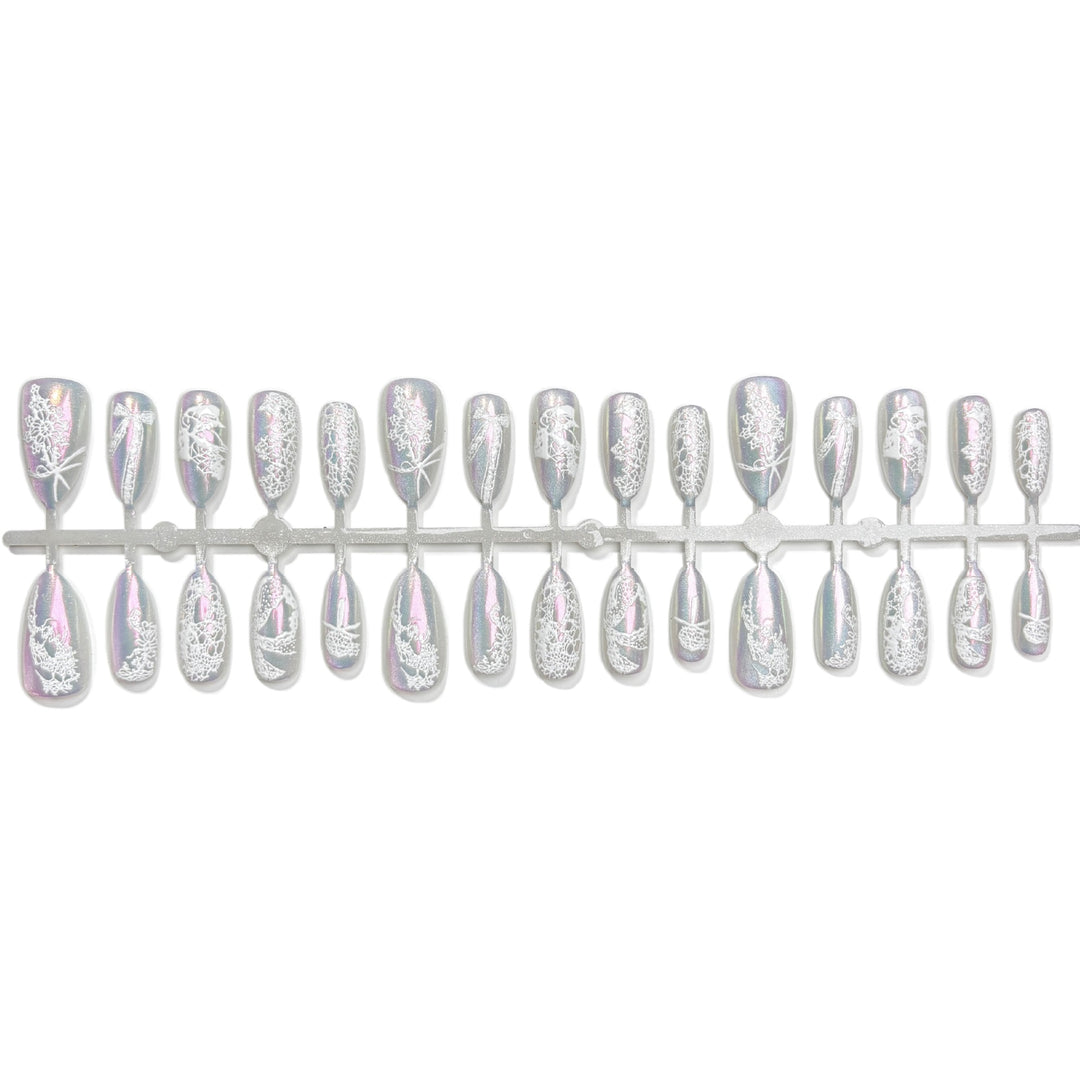 Press-On Nail Art Collection with Holographic Lace Design