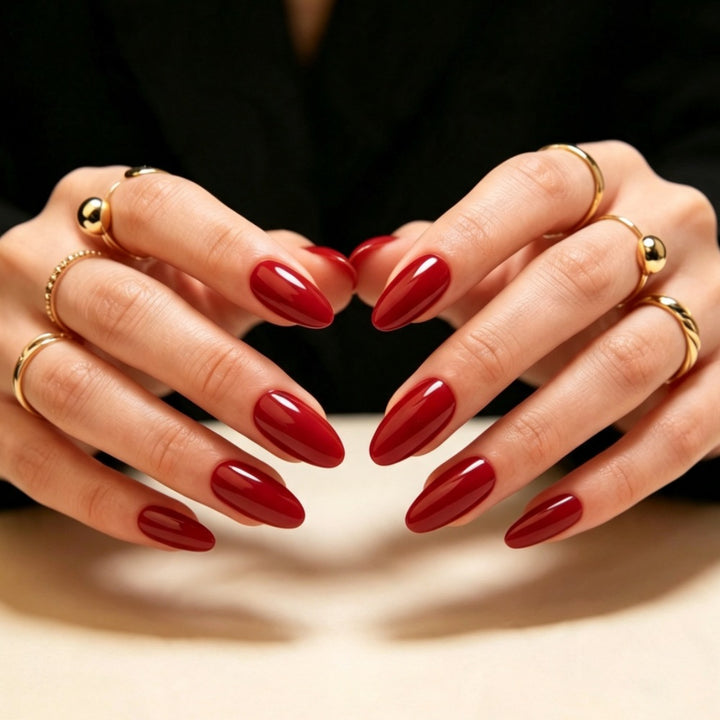 Artificial nails in elegant stiletto design Stornfield