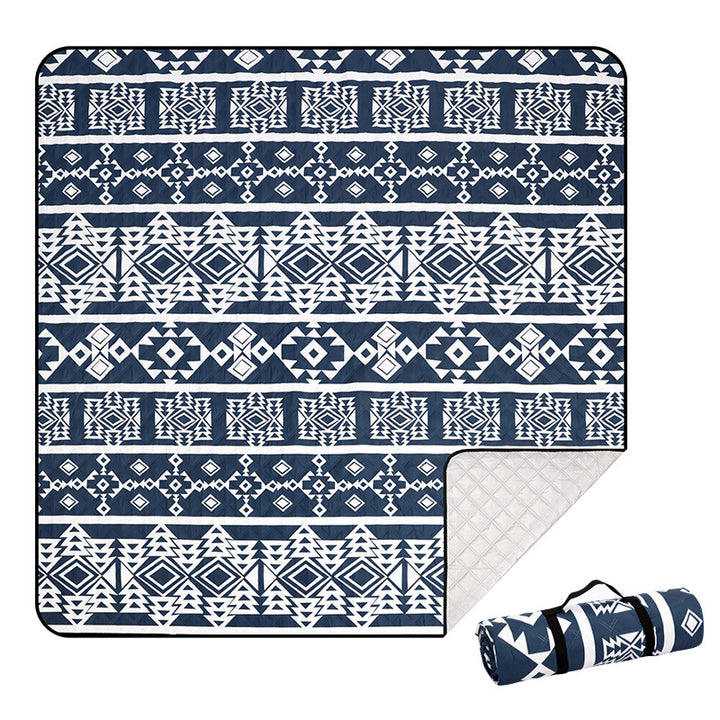 Picnic blanket with water-repellent underside Stornfield