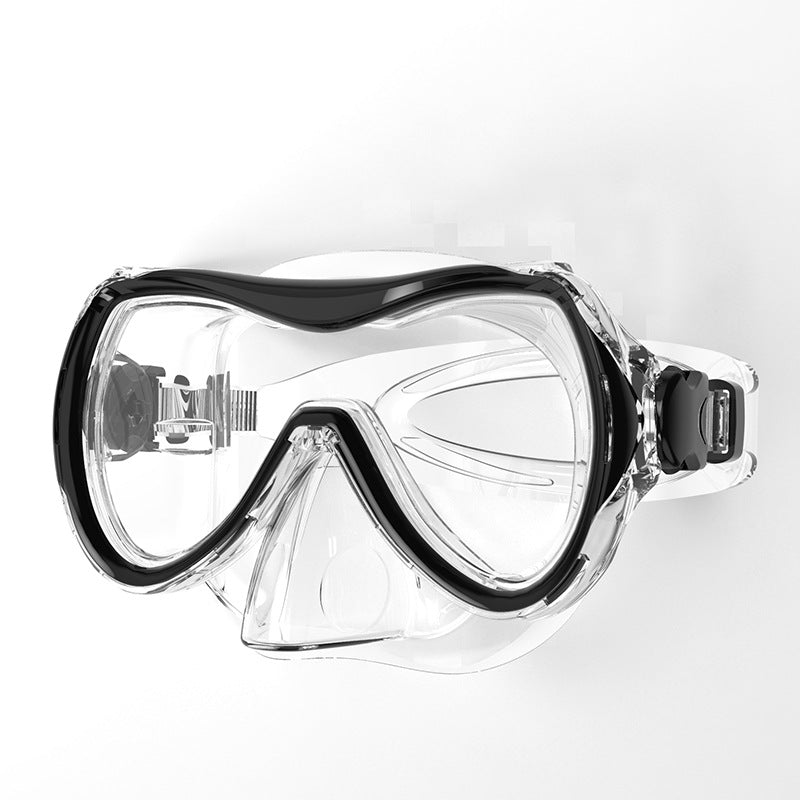 Diving mask with soft silicone edge and wide field of vision Stornfield
