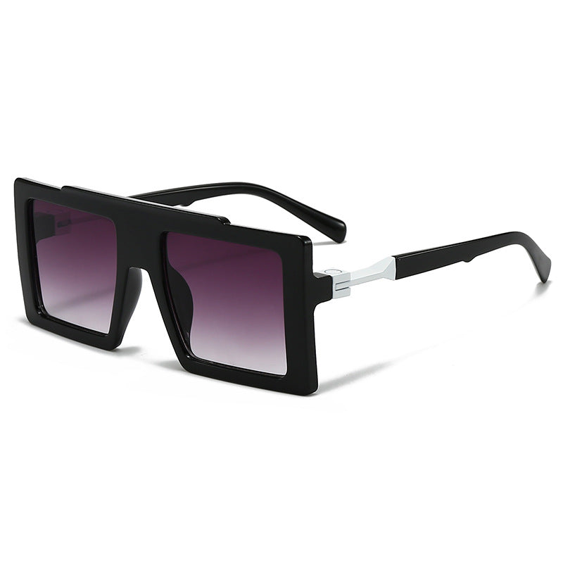 Ladies fashionable sunglasses with rectangular frame Stornfield