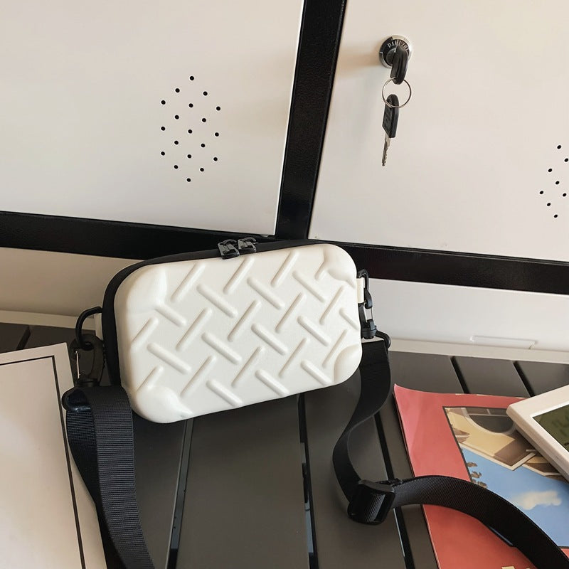 Versatile Water-Resistant Crossbody Bag Stornfield