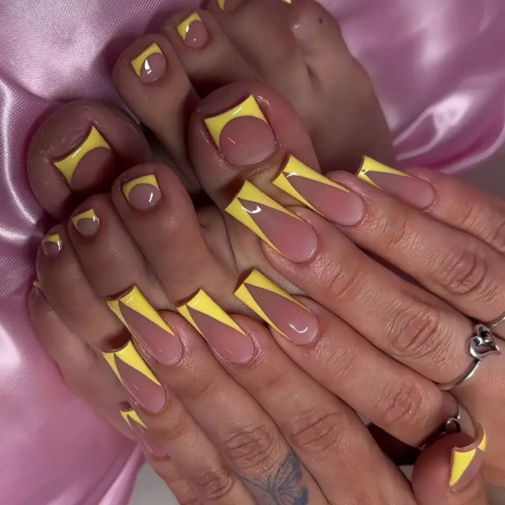 Creative Geometric Nail Art Stornfield