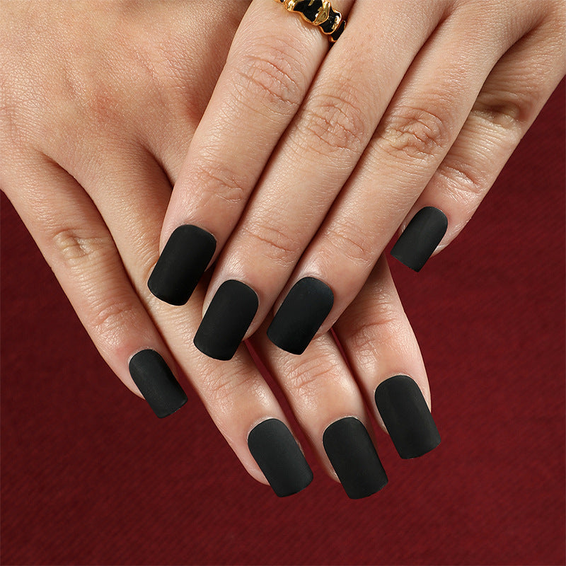 Artificial nails in elegant matte finish Stornfield