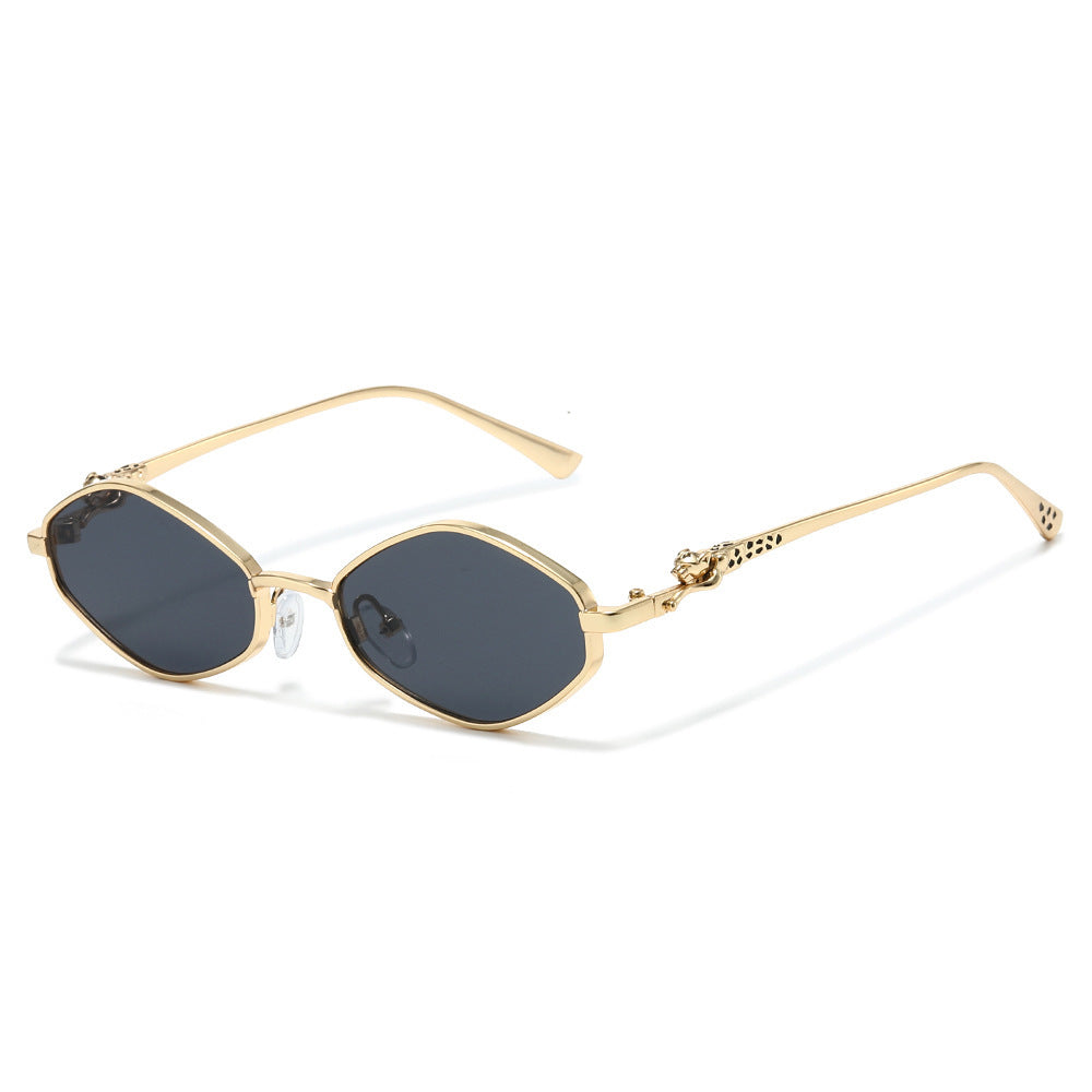 Fashion-Forward Geometric Sunglasses Stornfield