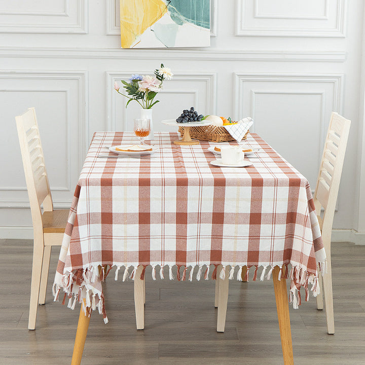 Rectangular checked cotton tablecloth with decorative fringes and light linen finish Stornfield