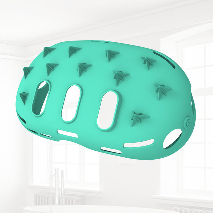 Safety helmet cover with sturdy structure and ventilation openings Stornfield