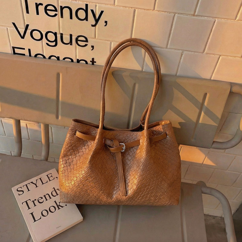WoTextured Leather Tote Bag Stornfield