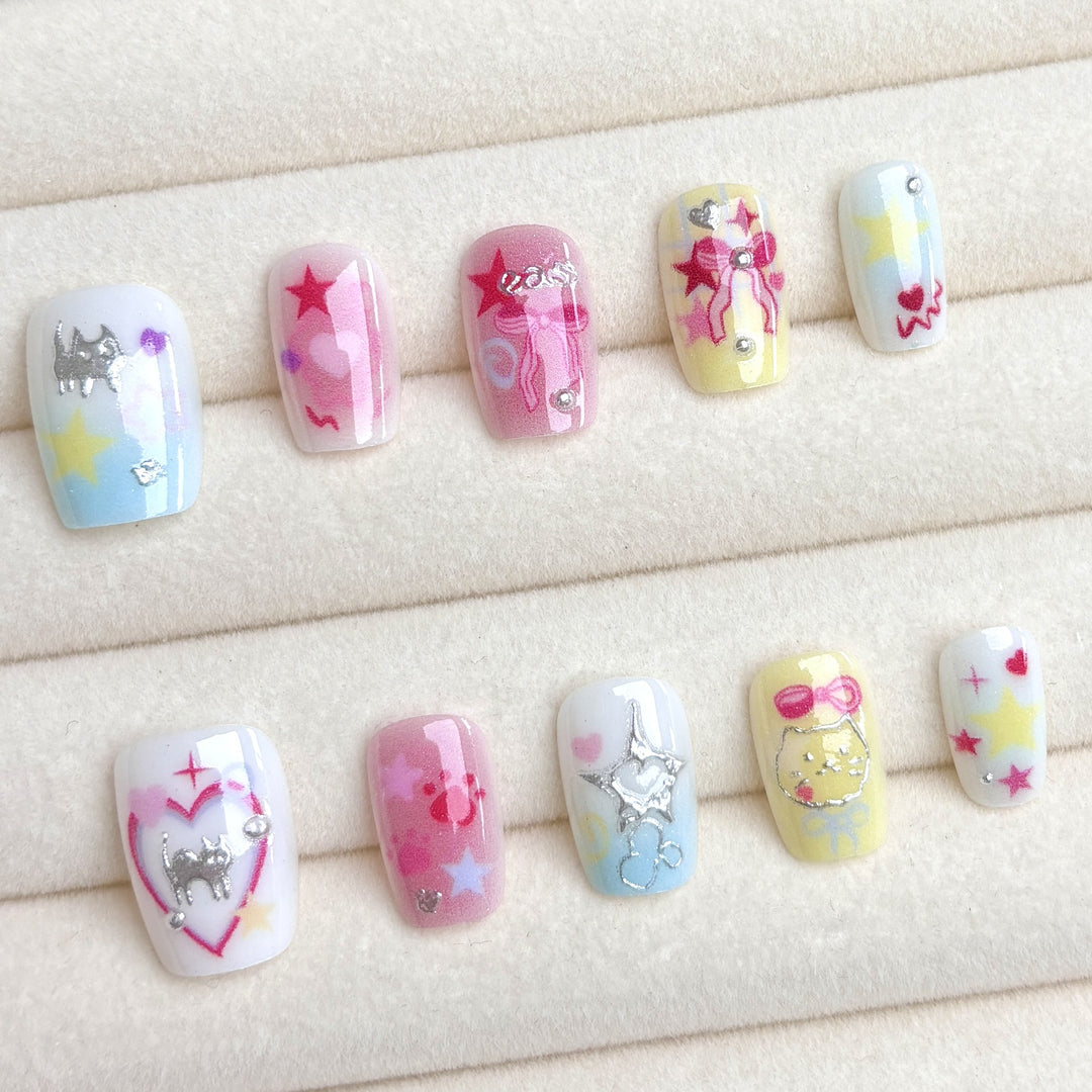 Decorative Character-Themed Press-On Nails