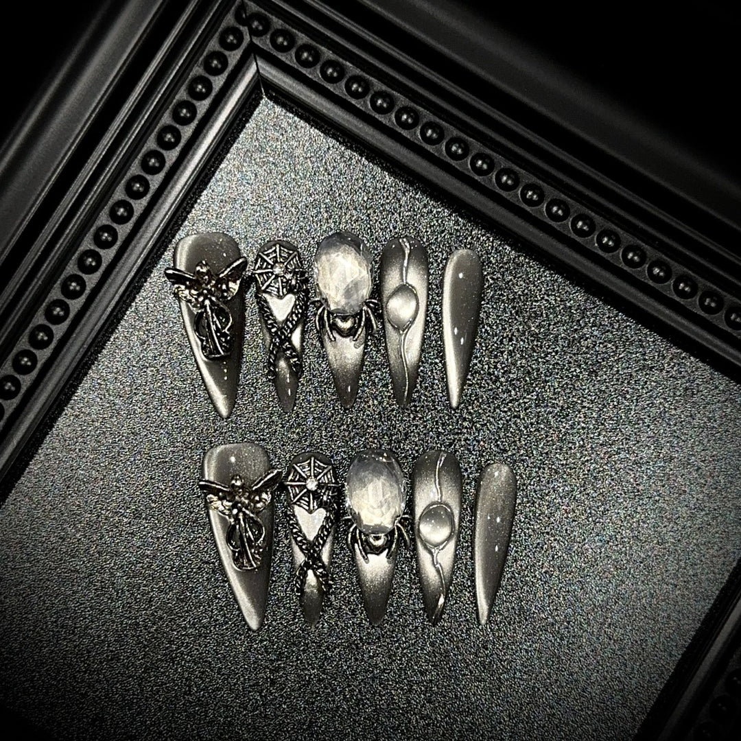 Artistic Gothic-Inspired Press-On Nail Set 1790730532